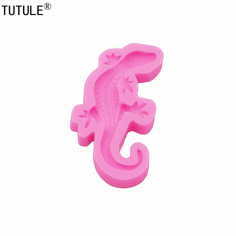 Lizard Flexible Silicone Mold Use with Resin,Use with Resin,Polymer Clays,3D Lizard Gecko Shape Design Food-Grade Silicone Mold