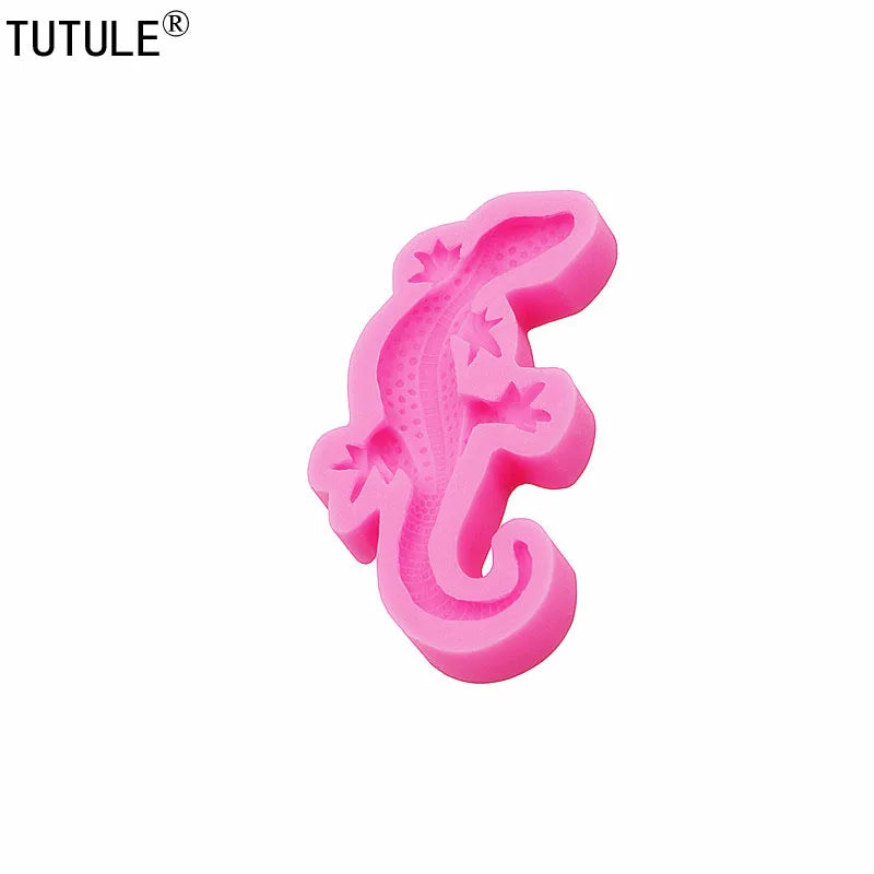 Lizard Flexible Silicone Mold Use with Resin,Use with Resin,Polymer Clays,3D Lizard Gecko Shape Design Food-Grade Silicone Mold