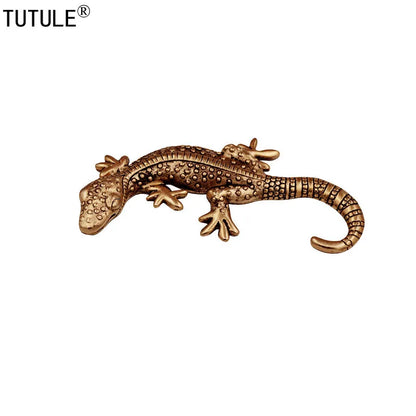 Lizard Flexible Silicone Mold Use with Resin,Use with Resin,Polymer Clays,3D Lizard Gecko Shape Design Food-Grade Silicone Mold