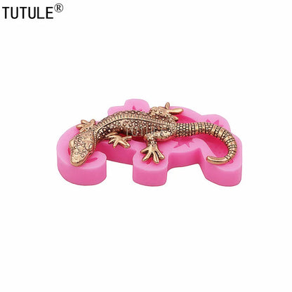 Lizard Flexible Silicone Mold Use with Resin,Use with Resin,Polymer Clays,3D Lizard Gecko Shape Design Food-Grade Silicone Mold